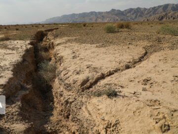 زنگ خطر فرو نشست زمین در خوزستان به صدا در آمد