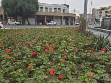 تکمیل عملیات جدولگذاری و ترمیم پیاده روهای میدان شهدا و گلکاری میدان