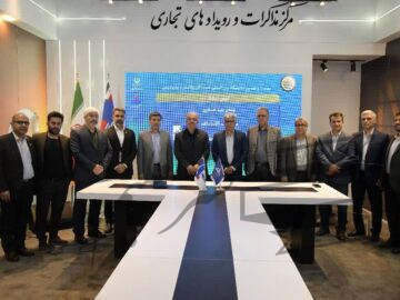 در چهارمین روز بیست و نهمین نمایشگاه بین المللی نفت تهران”مدیریت اکتشاف شرکت ملی نفت ایران و شرکت ملی حفاری تفاهمنامه همکاری امضا کردند”