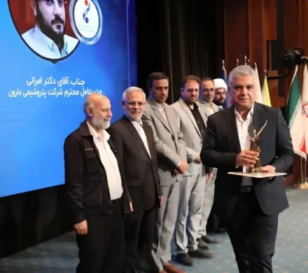 مارون می درخشد؛ تنها شرکت دریافت کننده ۷ اعتبارنامه ملی در اجلاس سراسری
