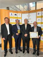 پتروشیمی فنآوران لوح زرین «نوآوری برتر ایرانی» را دریافت کرد