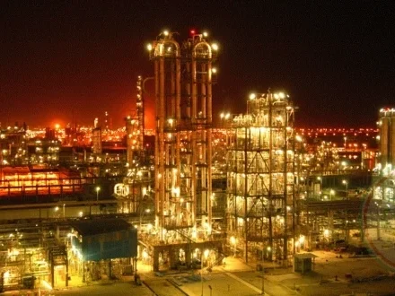 در شرایط تهدید و تحریم رقم خورد جهش تولید و فروش پتروشیمی مارون باعث رونق بازار سرمایه