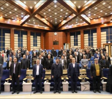 نشست شورای روابط عمومی و اصحاب رسانه استان همدان با حضور استاندار محترم و اعضای هیئت مدیره خانه مطبوعات کشور و استان