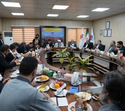 بازدید مدیرعامل و اعضای هیئت مدیره صندوق ذخیره فرهنگیان از شرکت های مستقر در عسلویه