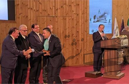 نشان ویژه روابط عمومی بحران به‌ویژه در جنگ تحمیلی ۱۲ روزه به روابط عمومی شرکت فولاد خوزستان اعطا شد.