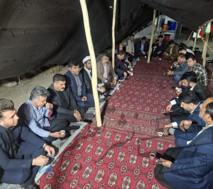 بهون بختیاری، پاسداشت زبان فارسی