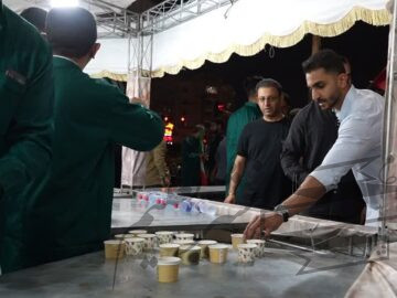 خادمان حرم رضوی از میان کارکنان کارکنان فولاد خوزستان در شب میلاد امام رضا (ع)